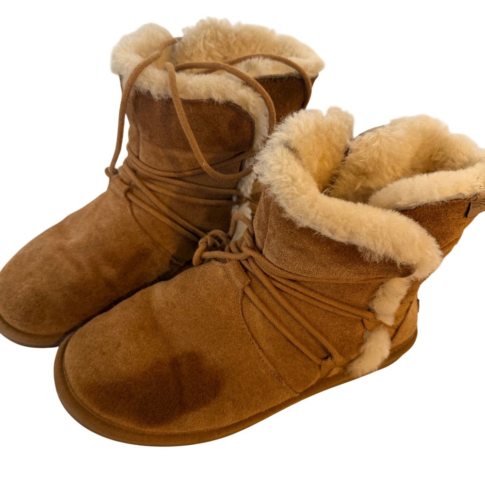 Minnetonka Womens Tan Suede Sheepskin Lined Ankle Boots 85591 Brown Size 8 stain